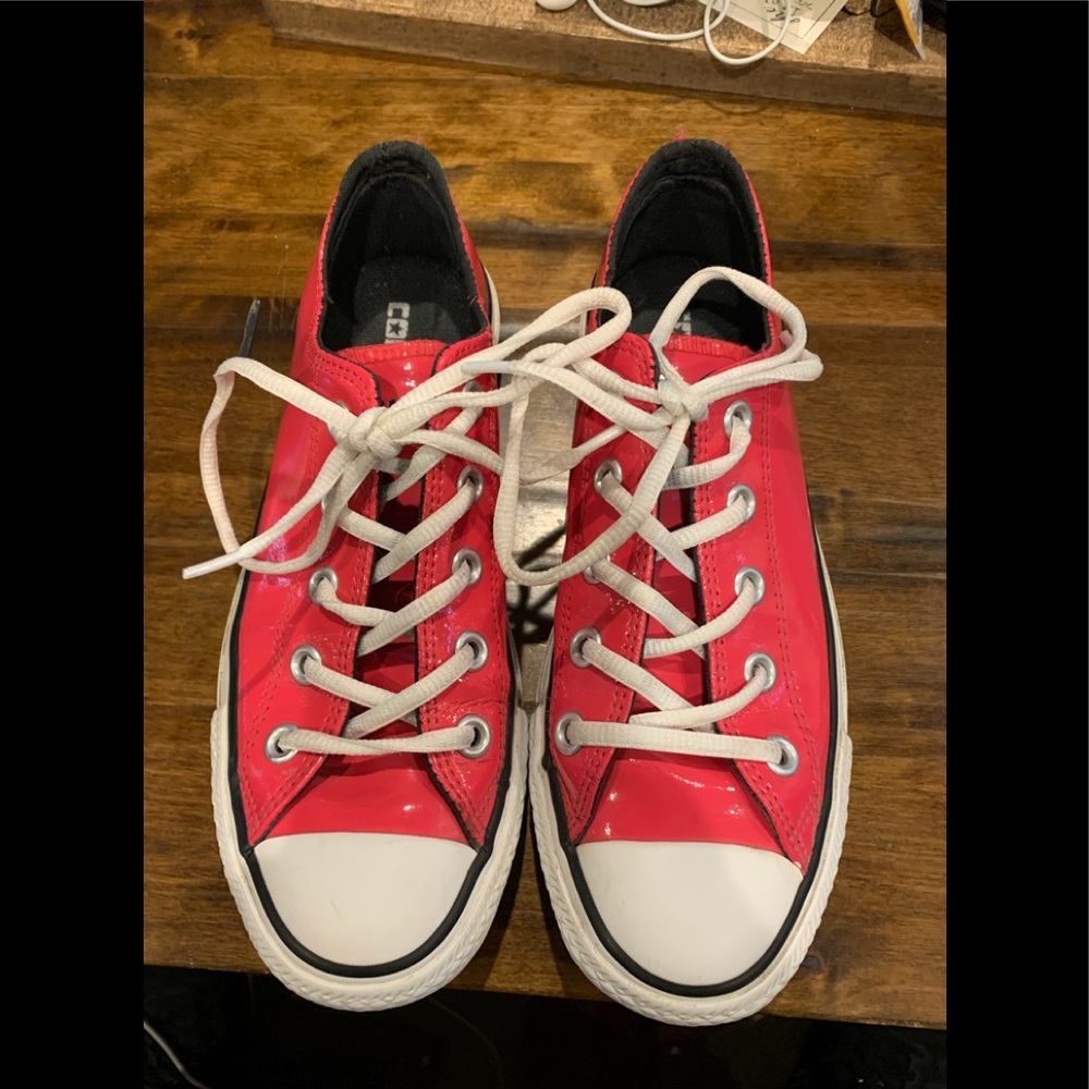 Converse patent leather shoes. EUC